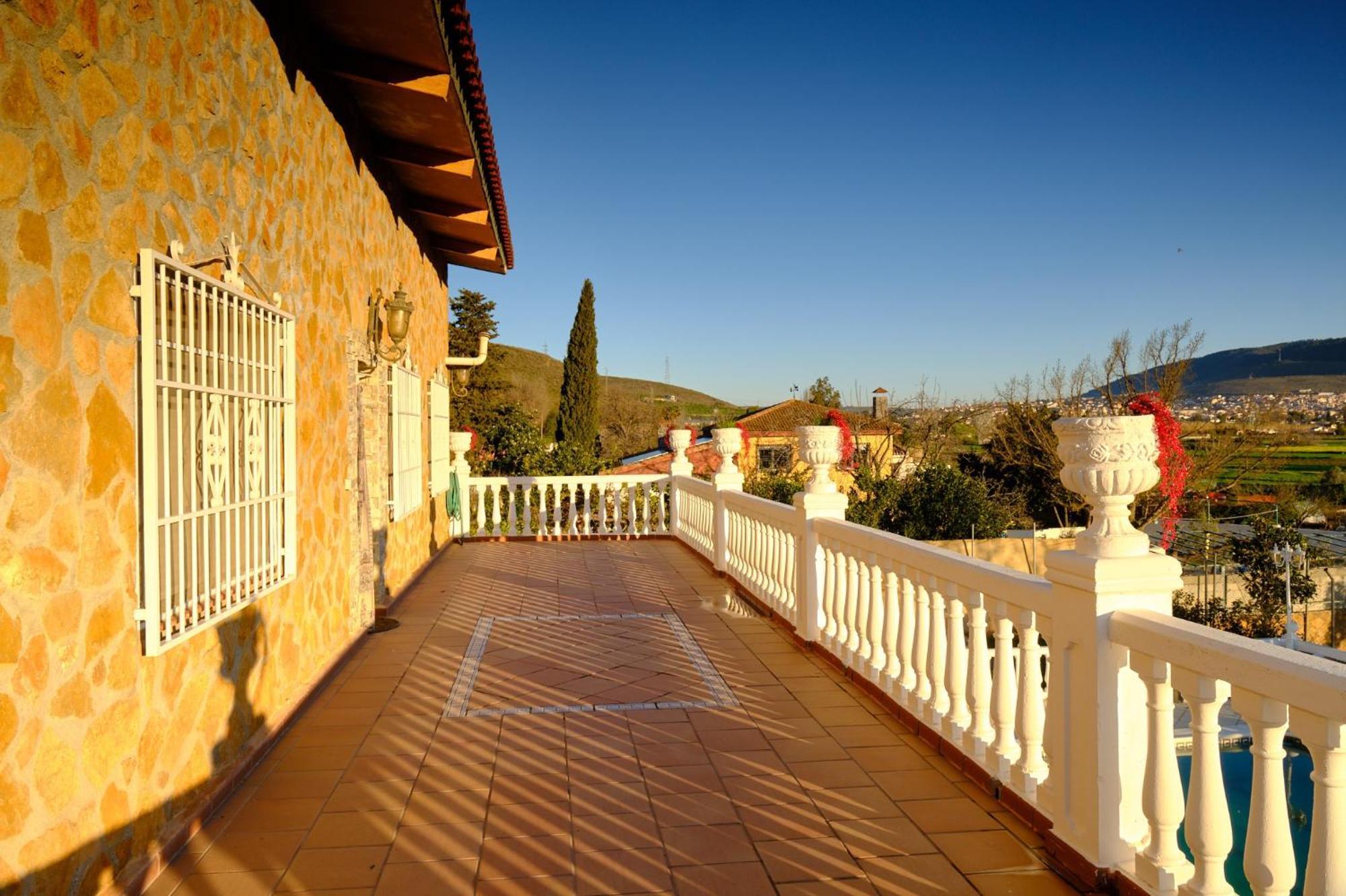Bellas Vistas Villa *